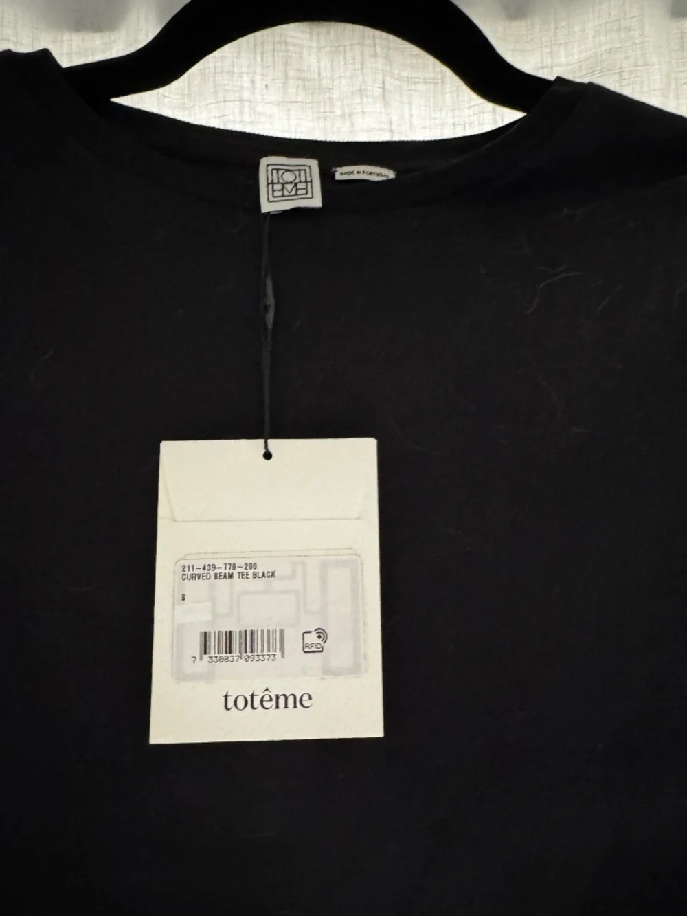 NWT Toteme Curved Seem Tee